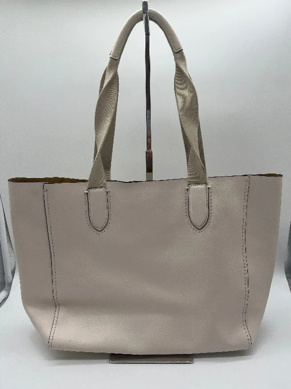 Handbag Designer By Coach  Size: Medium