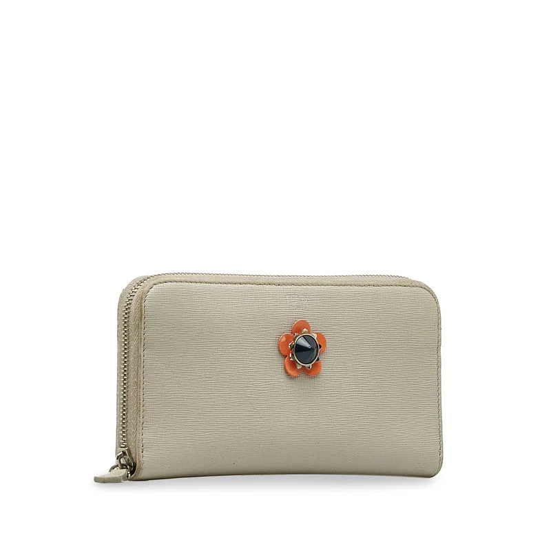 Fendi Flower Roundfather Long Wallet 8M0299 Beige Leather Ladies Fendi