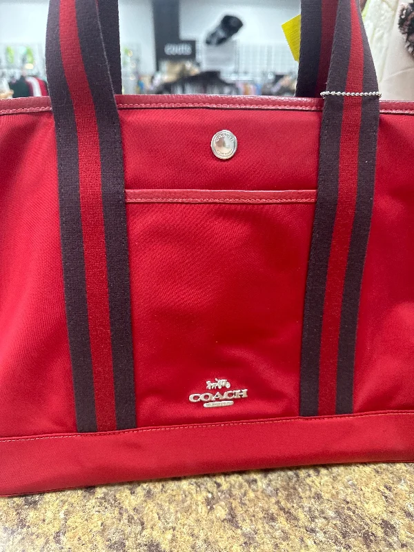 Handbag Designer By Coach  Size: Medium