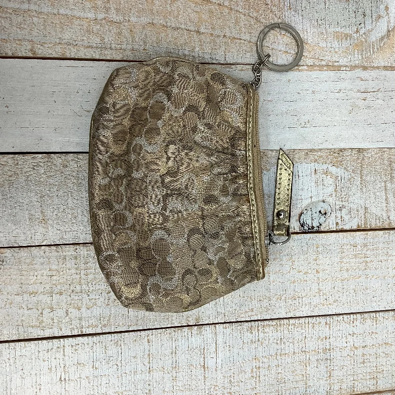 Coin Purse By Coach  Size: Small