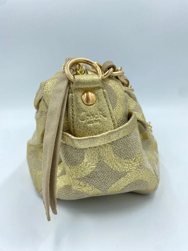 Handbag Designer By Coach  Size: Medium