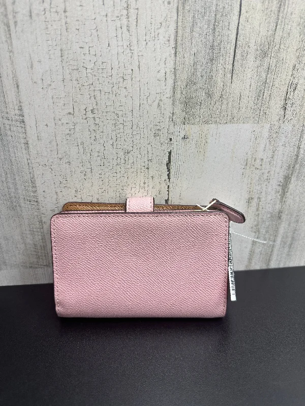 Wallet Designer By Coach  Size: Medium