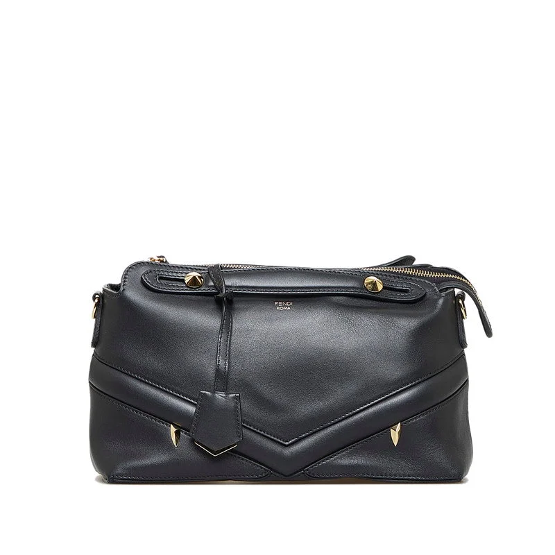 FENDI Shoulder Bag in Leather Black Ladies 8BL124