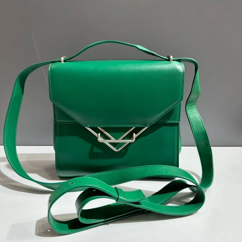 Bottega Veneta Green Leather Clip Bag Medium