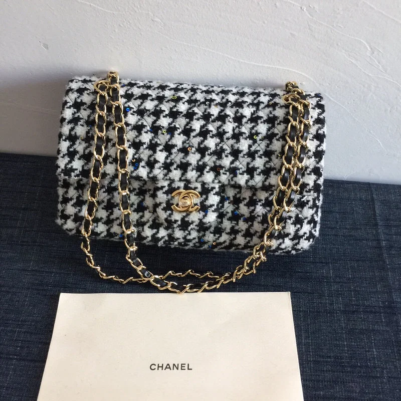 BC - CHANEL BAGS - 589