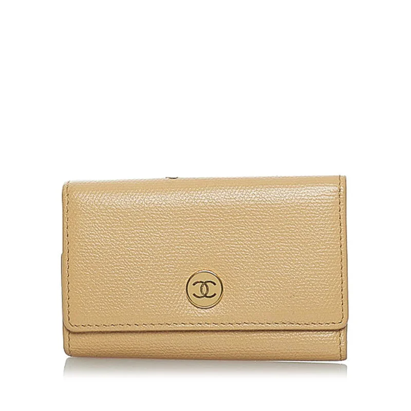 Chanel 6 eries Keycase Beige Leather  Chanel